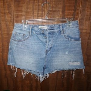 PAC SUN BUTTON FLY MID RISE JEAN SHORTS
